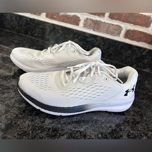 Under Armour Charged Pursuit